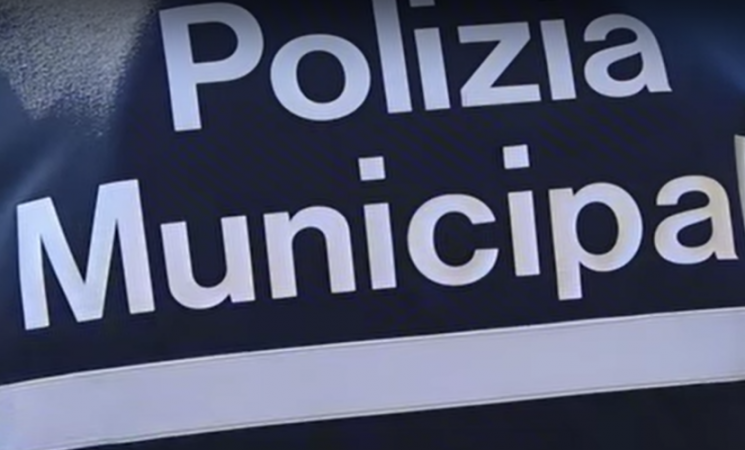 Palermo, contrasto alla pubblicità abusiva
